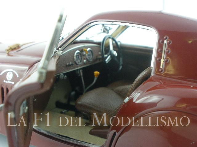 Alfa Romeo 8C 2900B Speciale Touring Coup - die cast - modèle de collection - CMC M-107