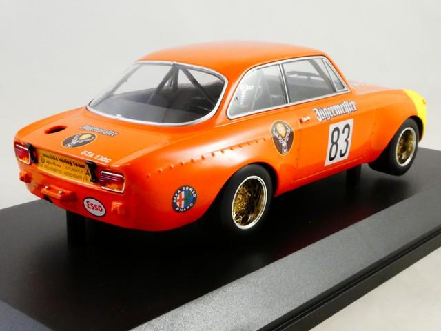 Alfa Romeo GTA 1300 Junior 1972 Minichamps 1:18 155721283 Alfa Romeo GTA 1300 Junior 1972 Minichamps 1:18 155721283