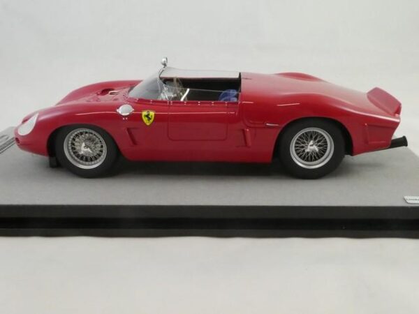 The work on a front of the Ferrari 246 SP 1962 … 1/43 A.D.B. Kit