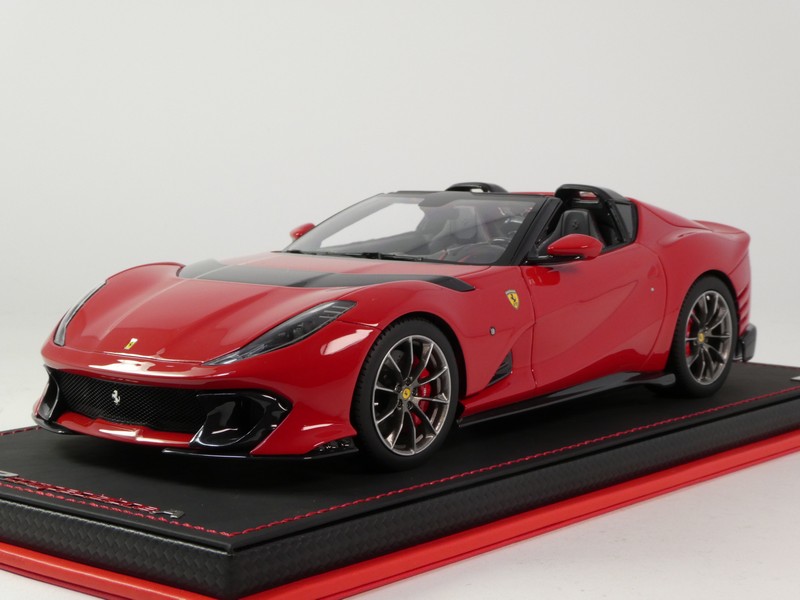 Ferrari 812 Competizione 1:18