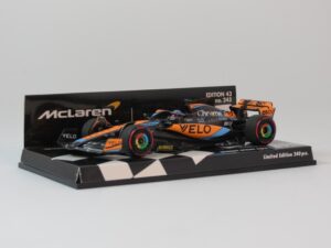 McLaren MCL60 2023
