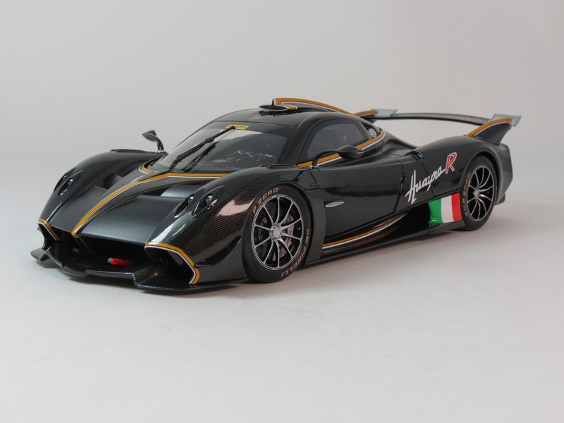 Pagani Huayra R