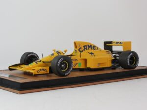 Lotus 102 Lamborghini 1990
