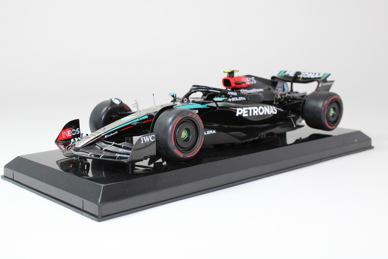 Mercedes-Benz W15 E Performance 2024