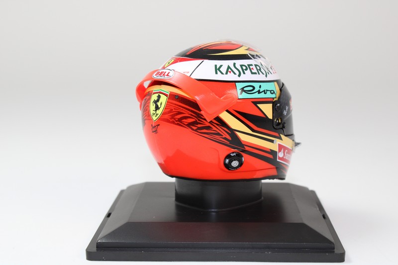 Helmet Kimi Raikkonen 2017 - immagine 2