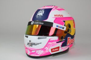 Helmet Liam Lawson 2025