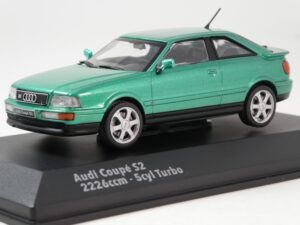 Audi Coupe' S2