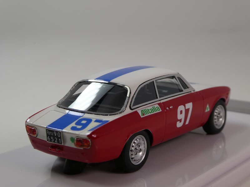 Alfa Romeo Giulia 1600 Sprint GTA 1971 - immagine 2