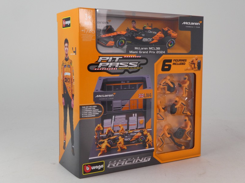 Mclaren MCL38 2024 + Garage & 6 Figurines - immagine 2