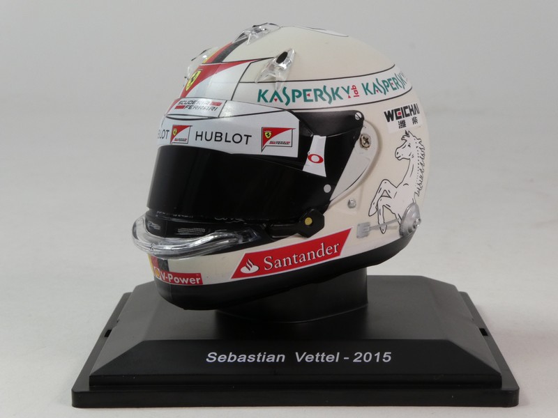 Helmet Sebastian Vettel 2015