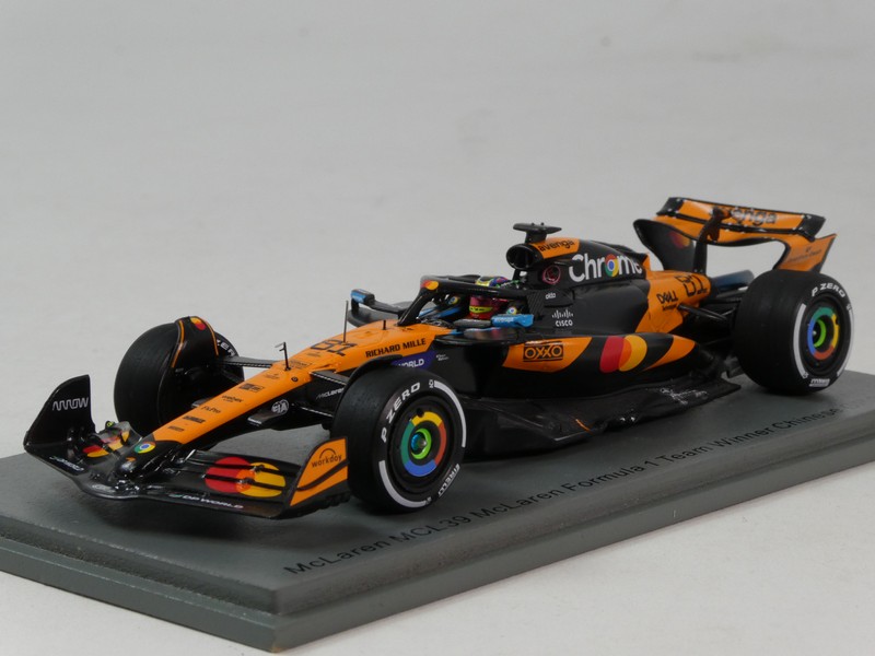 Mclaren MCL39 2025
