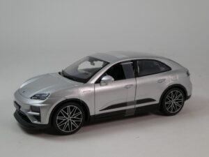 Porsche Macan Turbo Electric