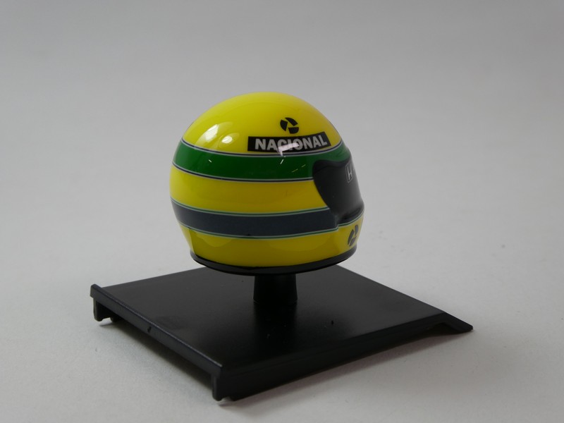 Helmet Ayrton Senna 1987 - immagine 2
