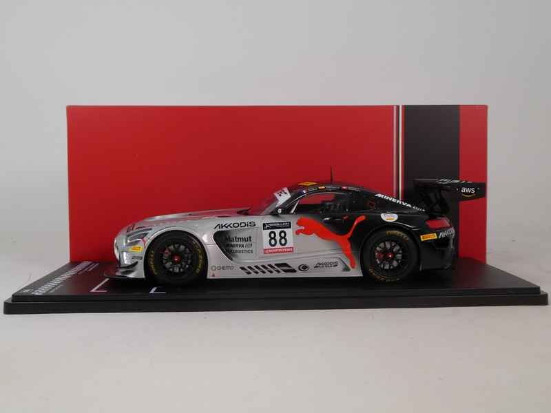 Mercedes-Benz AMG GT3 2022 - immagine 3