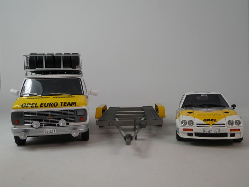 Set Chevrolet G30 + Opel Manta 400 1984