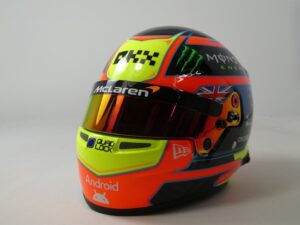 Helmet Oscar Piastri 2025