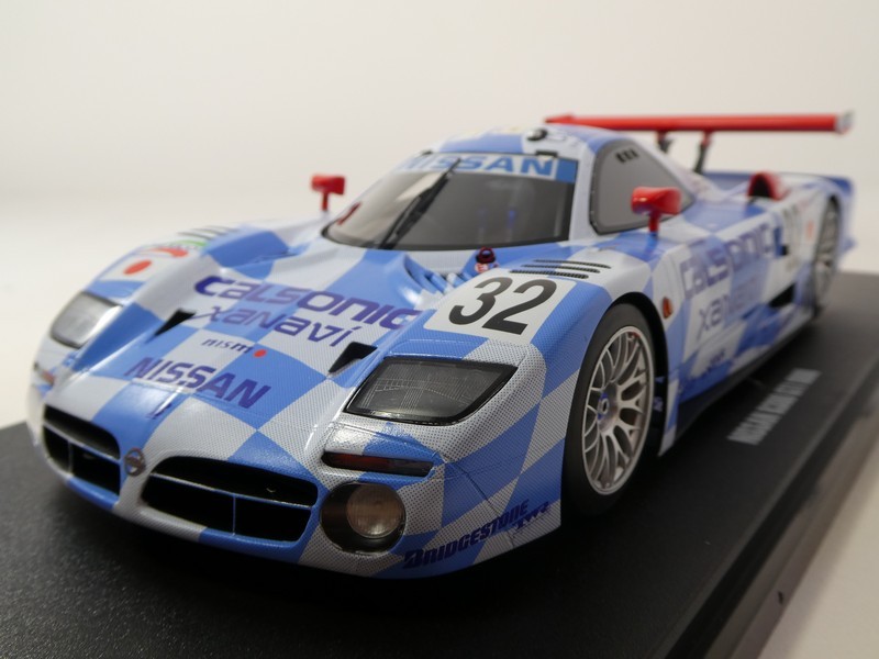 Nissan R390 GT1 1998