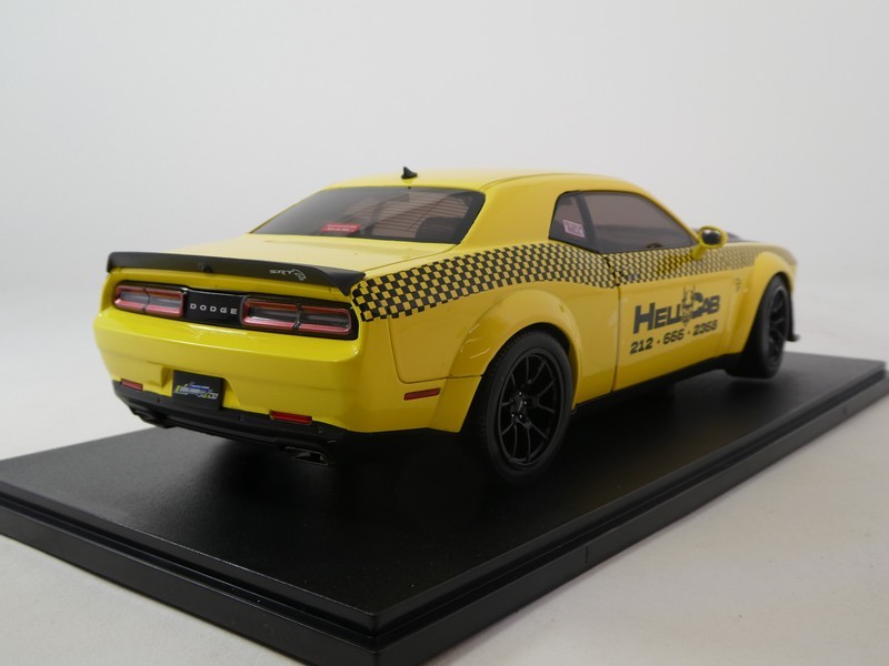 Dodge Challenger SRT Hellcat Redeye Widebody 2023 - immagine 2