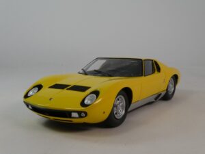 Lamborghini Miura P400