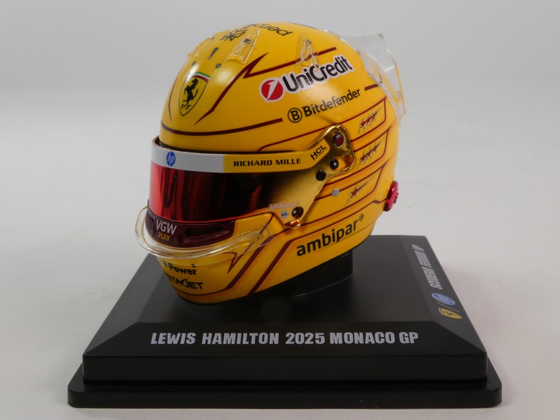 Helmet Lewis Hamilton 2025