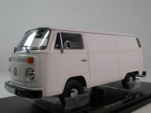 Volkswagen T2b Transporter 1972