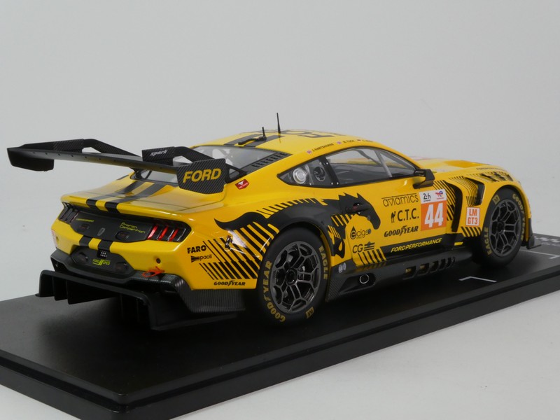 Ford Mustang GT3 2024 - immagine 2