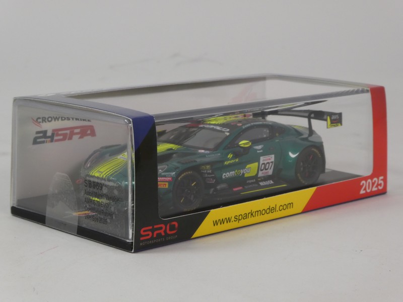 Aston Martin Vantage AMR GT3 EVO 2025 - immagine 4