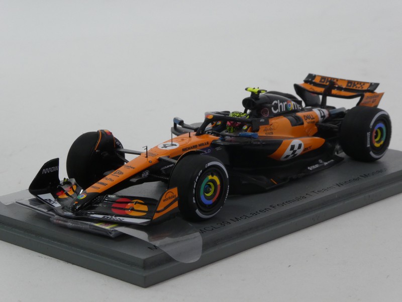 Mclaren MCL39 2025