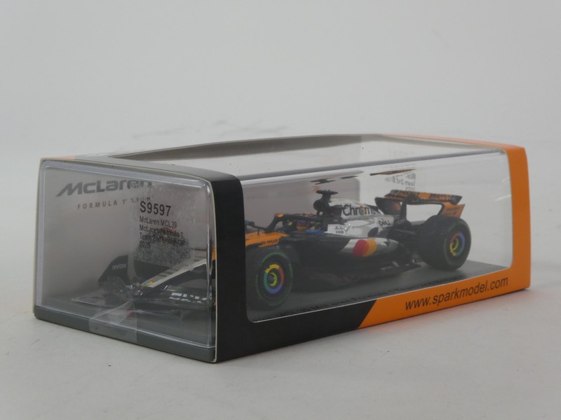 Mclaren MCL39 2025 - immagine 5