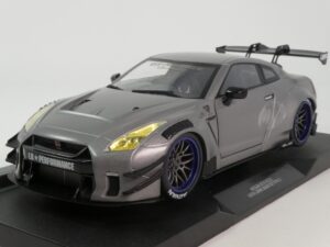 Nissan GT-R (R35) Liberty Walk Boby Kit Type 2