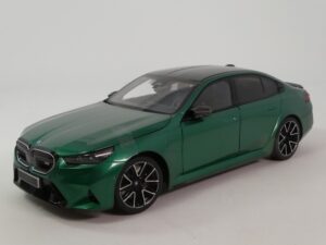 BMW M5 2024