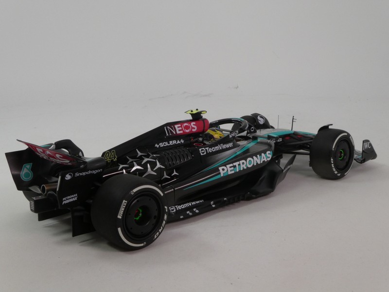 Mercedes-Benz W15 E Performance 2024 - immagine 2