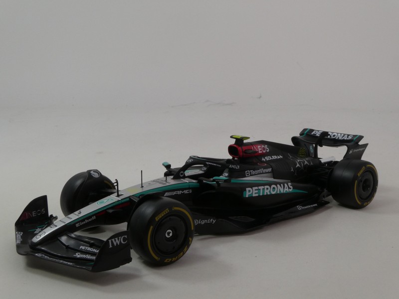 Mercedes-Benz W15 E Performance 2024