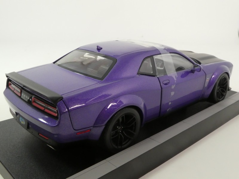 Dodge Challenger SRT Hellcat Redeye Widebody 2023 - immagine 2