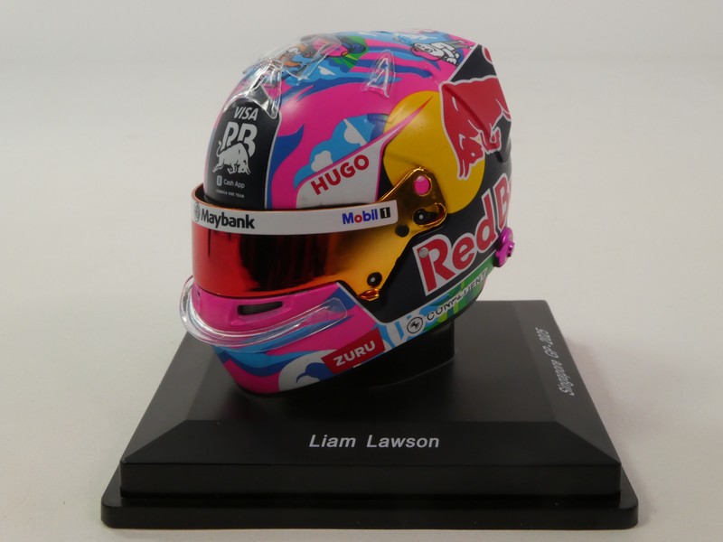 Helmet Liam Lawson 2025