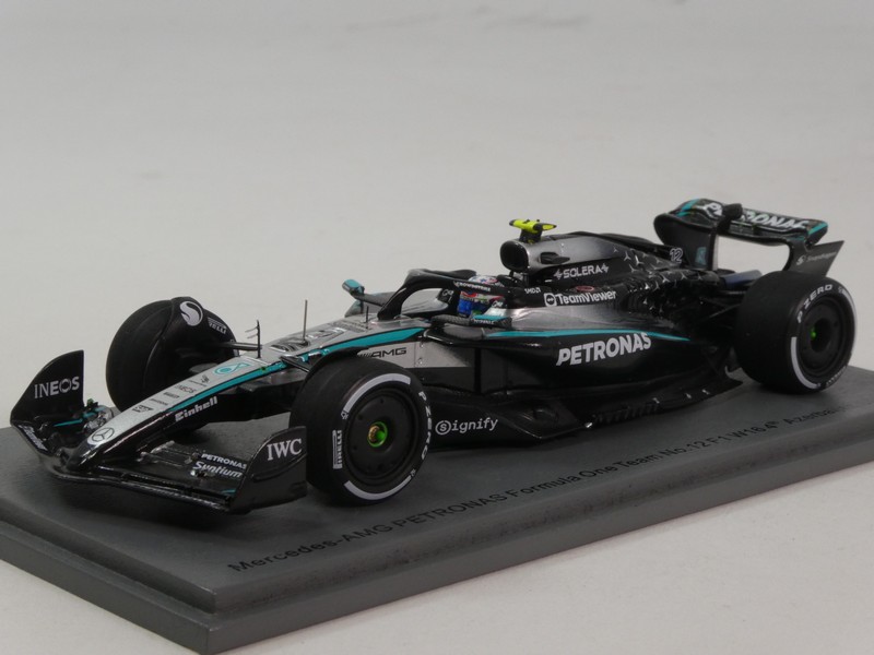 Mercedes-Benz W16 E Performance 2025