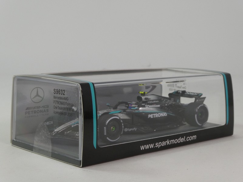 Mercedes-Benz W16 E Performance 2025 - immagine 4