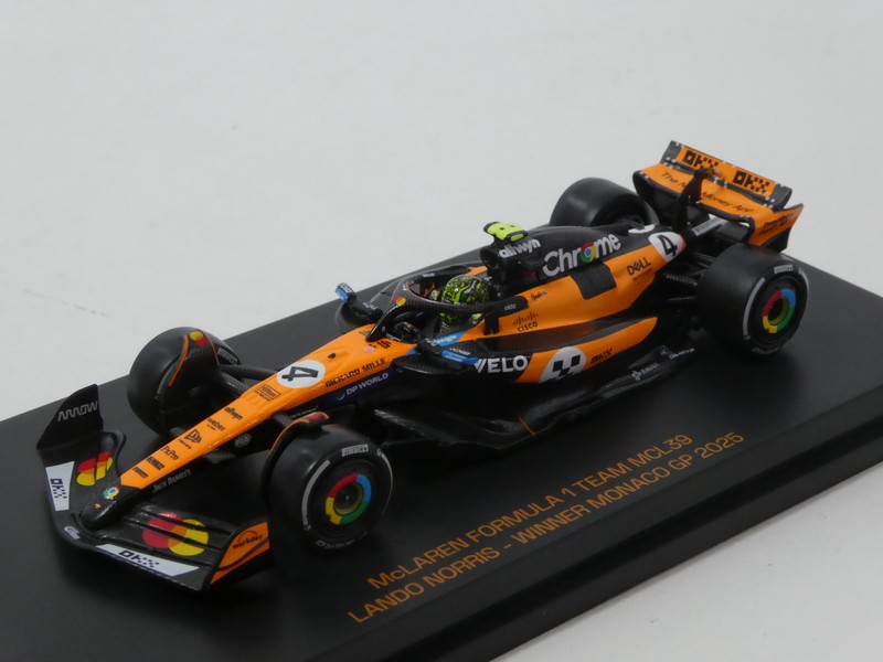 McLaren MCL39 2025