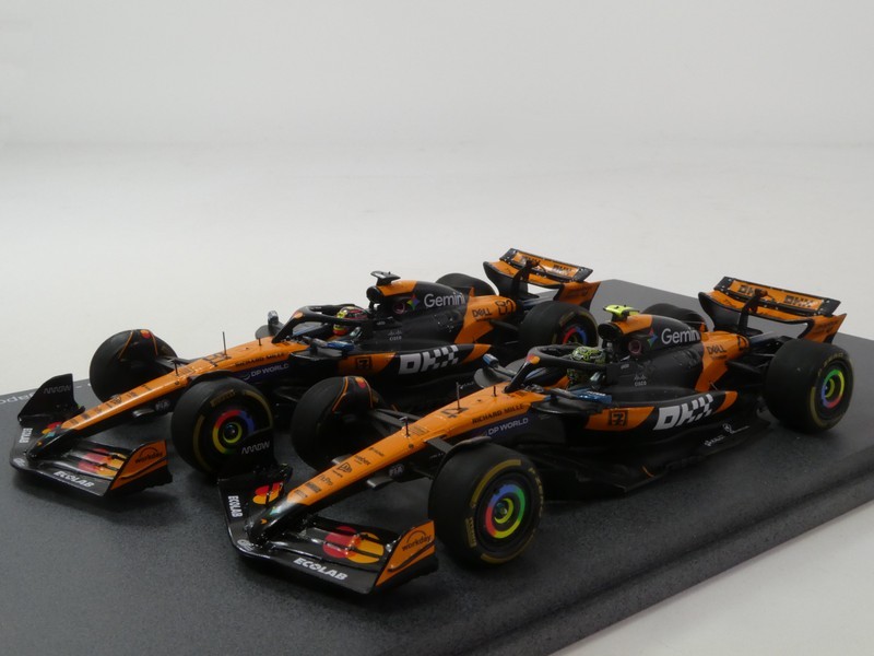 McLaren MCL39 2025
