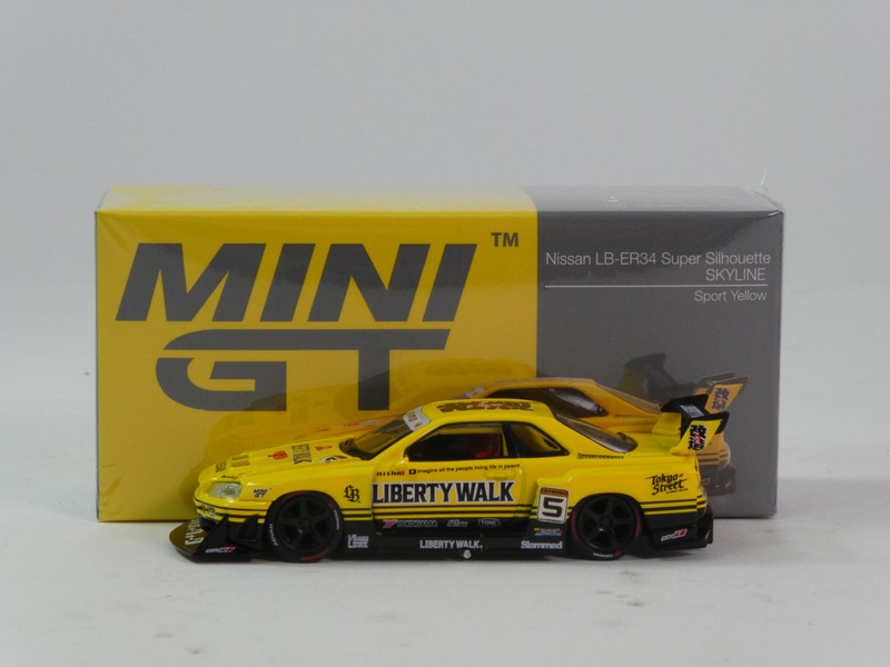 Nissan LB-ER34 Super Silhouette Skyline - immagine 3
