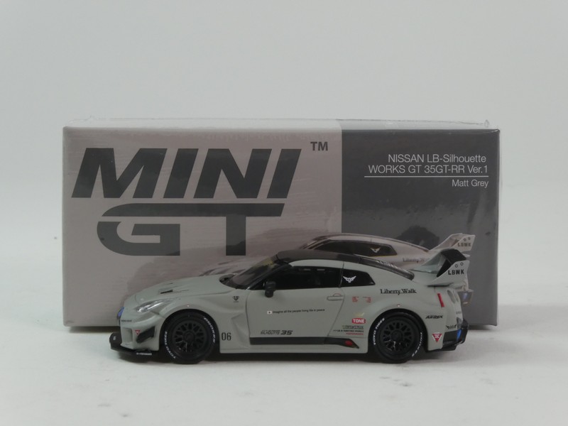 Nissan LB-Silhouette Works GT 35GT-RR Ver.1 - immagine 3