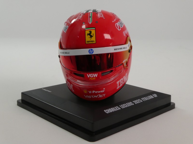 Helmet Charles Leclerc 2025 - immagine 3