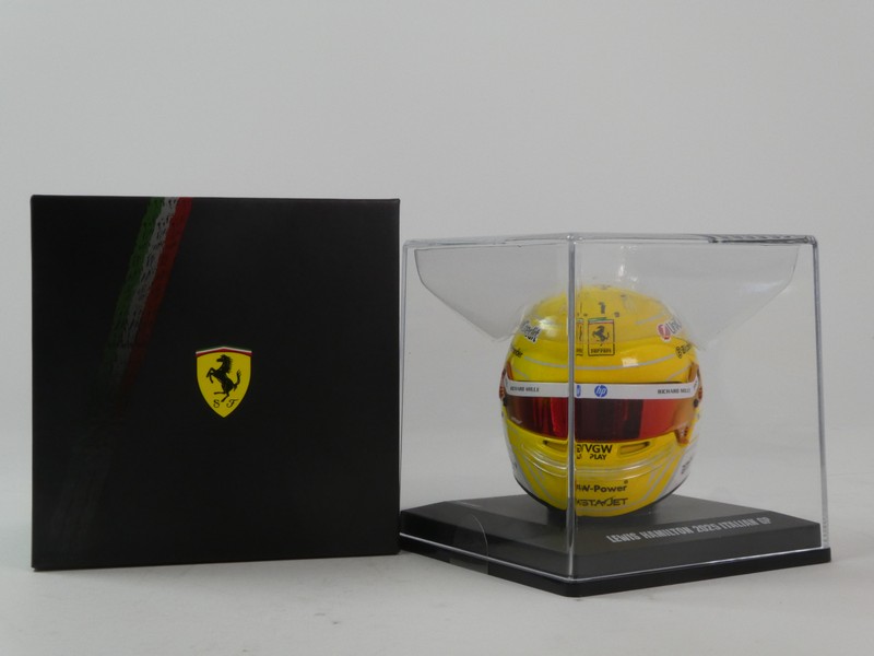 Helmet Lewis Hamilton 2025 - immagine 4