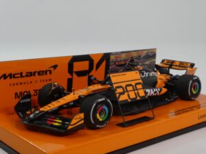 McLaren MCL39 2025