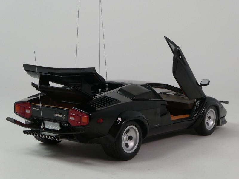 Lamborghini Countach LP 400S - immagine 3