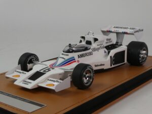 Shadow DN8 1977